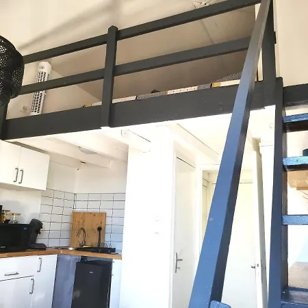 Achille - Palais De Justice - 2min Metro Apartment *